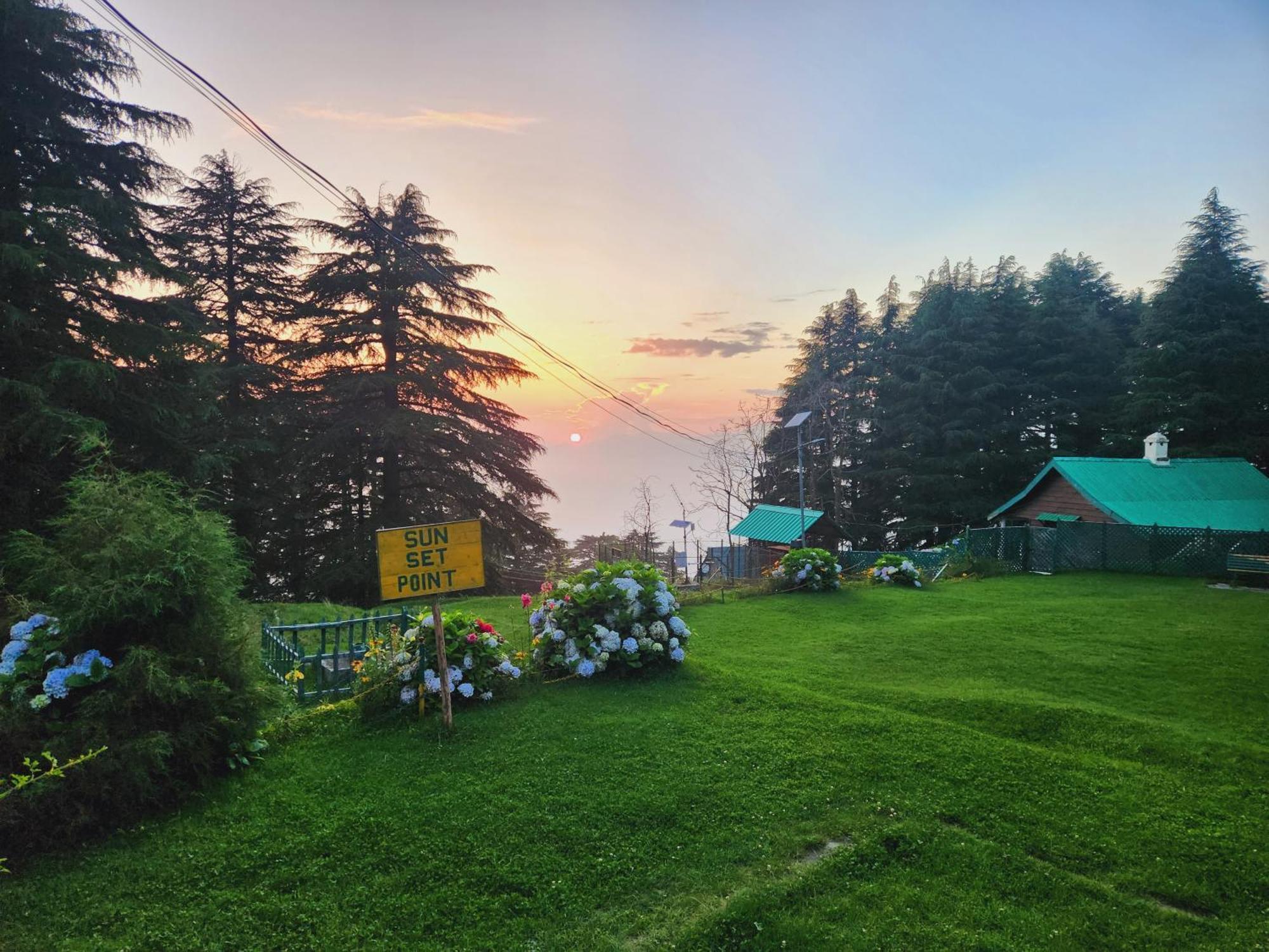 Forest Vibes Kalatop-Rooms And Restaurant Dalhousie Exterior photo